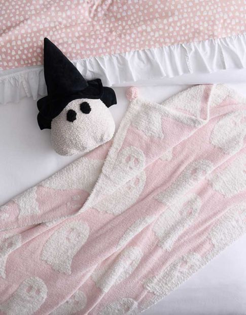 Seasonal Bedding, Decor &amp; More