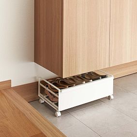 Frame Rolling Shoe Rack