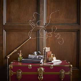 Harry Potter<sup>&trade;</sup> Enchanted Lit Wand Decor