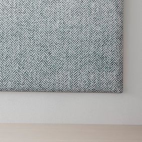 No Nails Oversized Dorm Pinboard (36"x40")