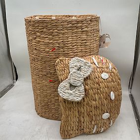 Open Box: Hello Kitty Heritage Lidded Hamper (17"W x 28"H) - Natural