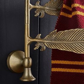 HARRY POTTER<sup>&trade;</sup> Quill Hooks