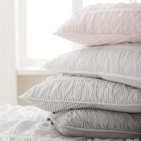 Painterly Stripe Pucker Up Comforter