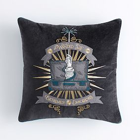FANTASTIC BEASTS<sup>&trade;</sup> Wanded Pillow Cover