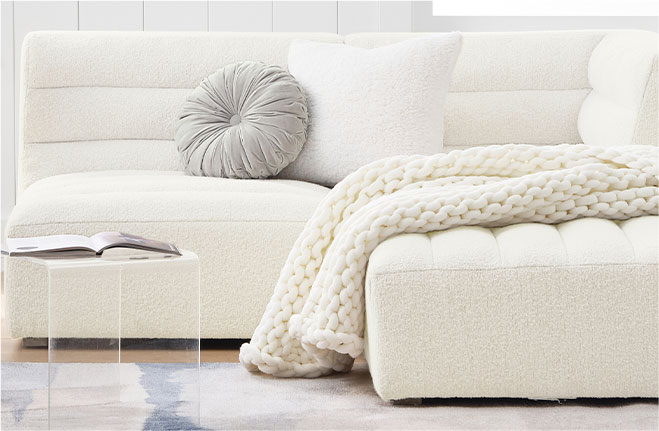 Chunky Boucle Ivory on the Hudson Sectional Set