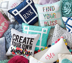 4 Ways to Add A Pop of Color to Your Bed with Pillows