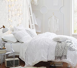 Creating Unique Wall Art with String Lights