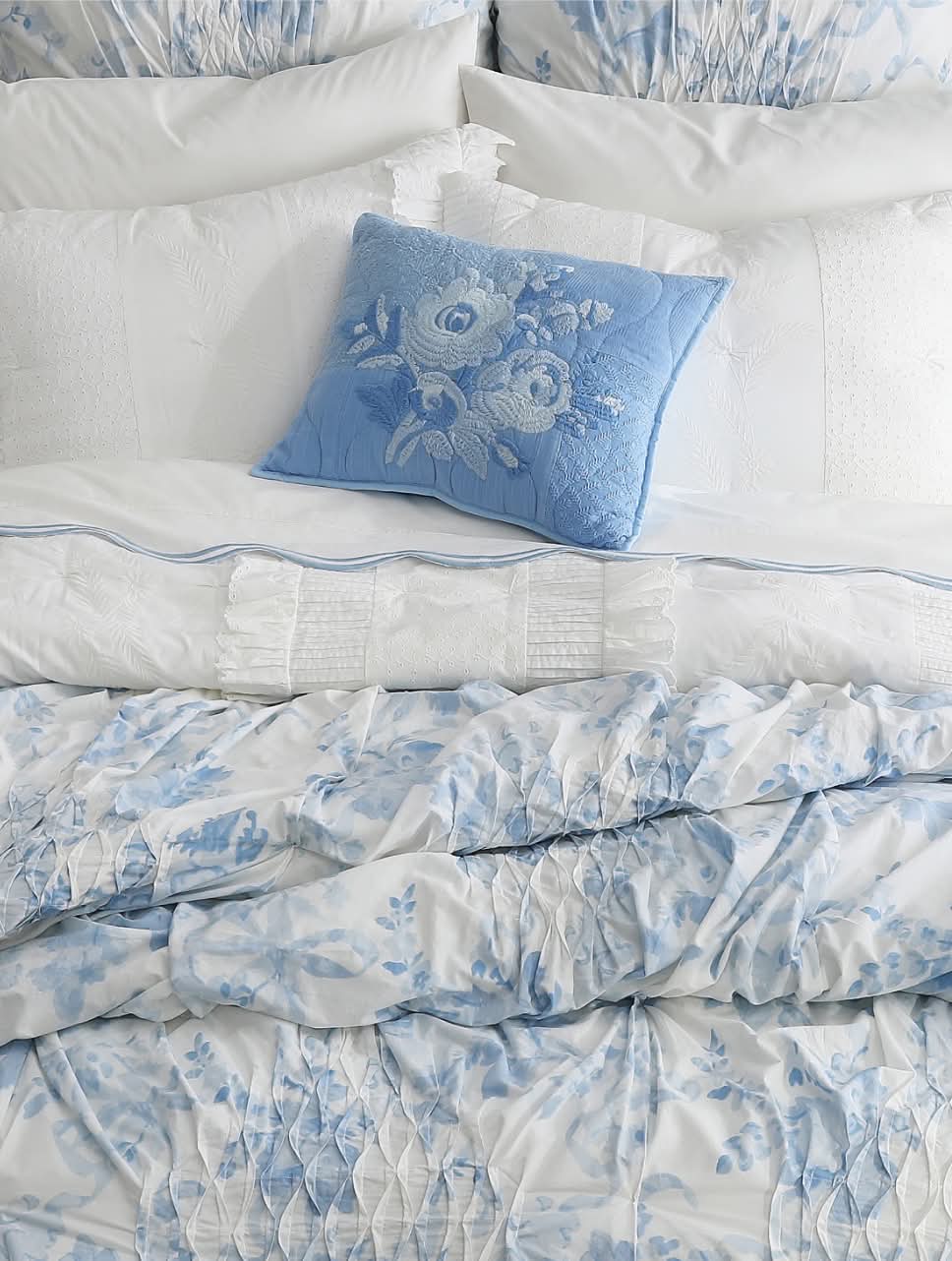 Hello Kitty&reg; and Friends