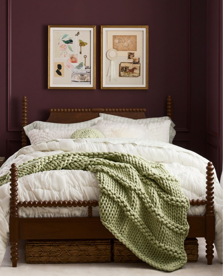 Chris Loves Julia Shop Rooms