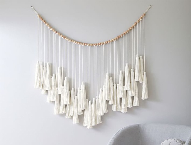 Number-one Hanging Jewelry Organizer Macrame Necklace Holder with 30 Hooks, Wall Mounted Necklace Rack, Necklace Hanger with Tassel for Necklaces Bracelet