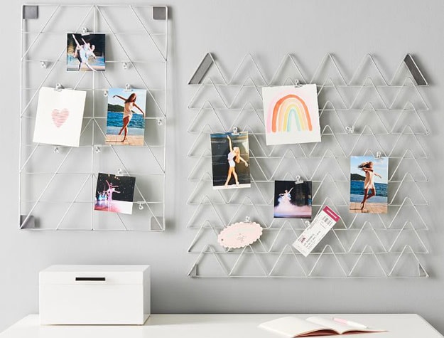 No Nails Metallic Photo Holder, Triangular