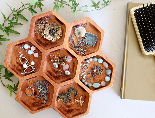 Wooden jewelry organizer