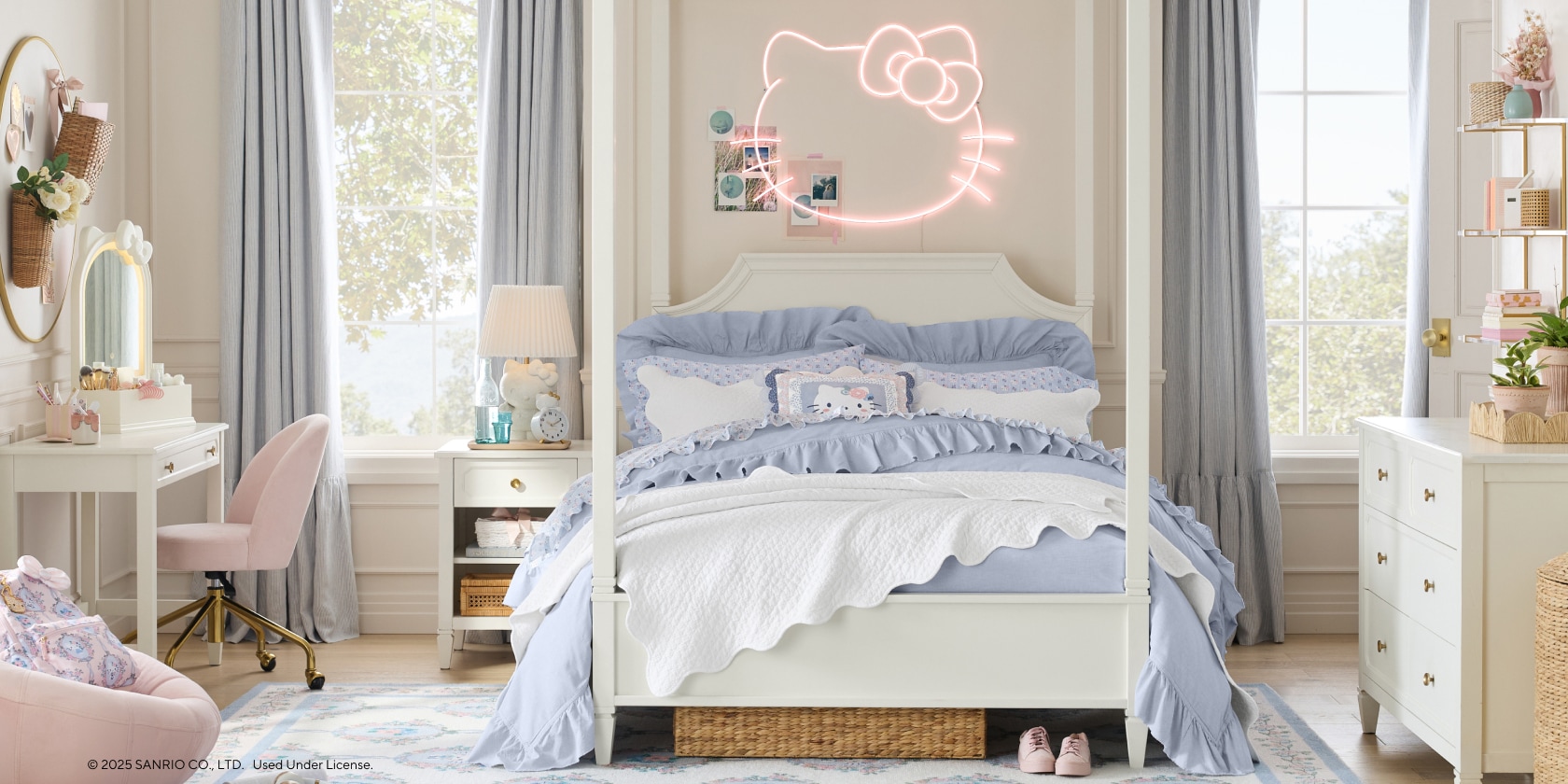 Hello Kitty® Coastal Cute Bedroom | Pottery Barn Teen