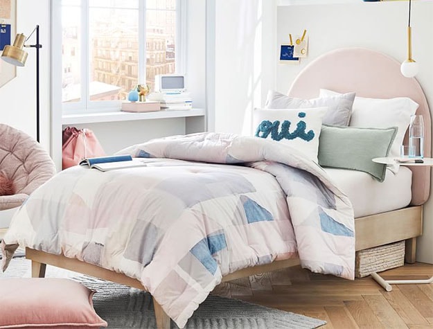 Geometric bedspread