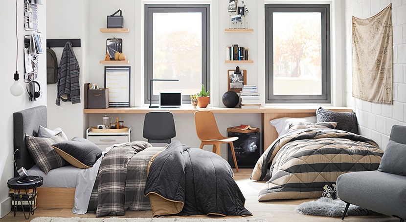 How to patch a dorm room wall How to patch a dorm room wall