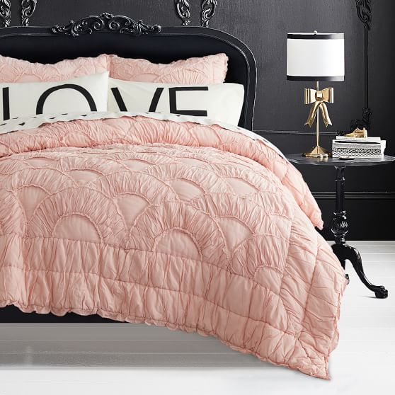 The Emily Meritt Parisian Girls Quilt Pottery Barn Teen - Pink And Gold Paris Themed Bedding The Emily Meritt Parisian Girls Quilt Pottery Barn Teen - Pink And Gold Paris Themed Bedding