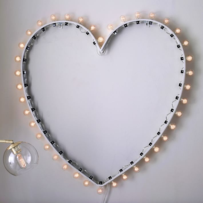 heart wall light