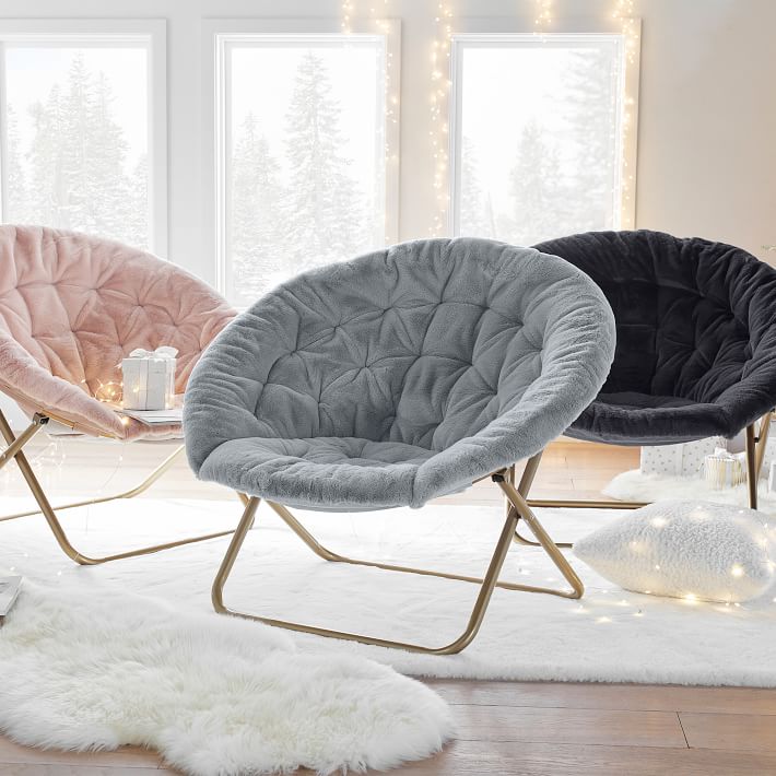 blush hang around chair