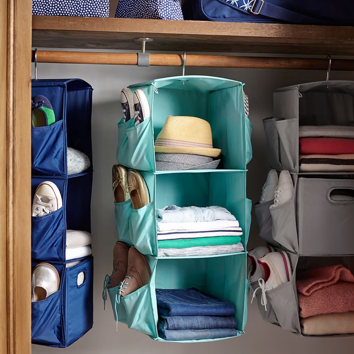 Rotating hanging closet storage