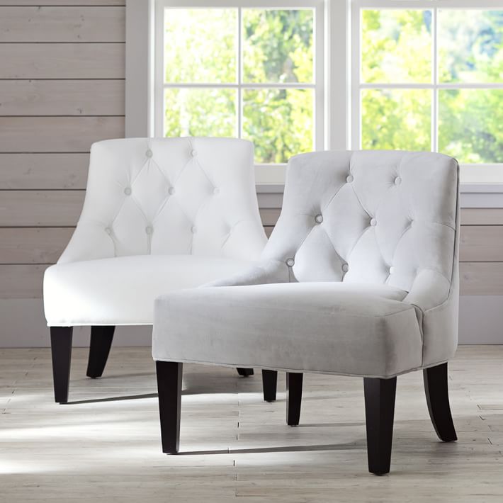 tufted bedroom chair