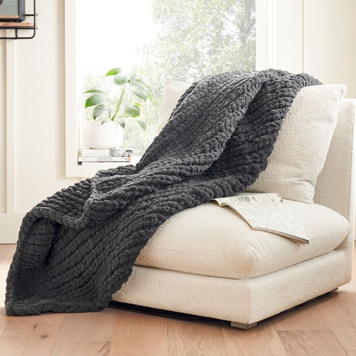Cozy Jumbo Hand-Knit Throw | Pottery Barn Teen