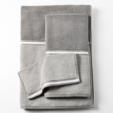 Two tone bath towels