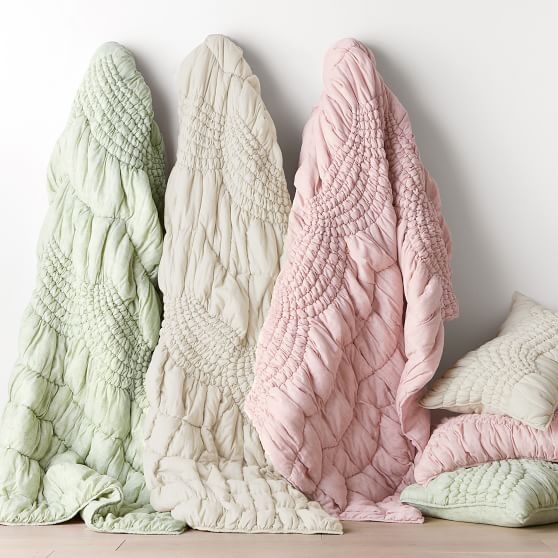 Cream Puff Microfiber Quilt Oat Pottery Barn Teen