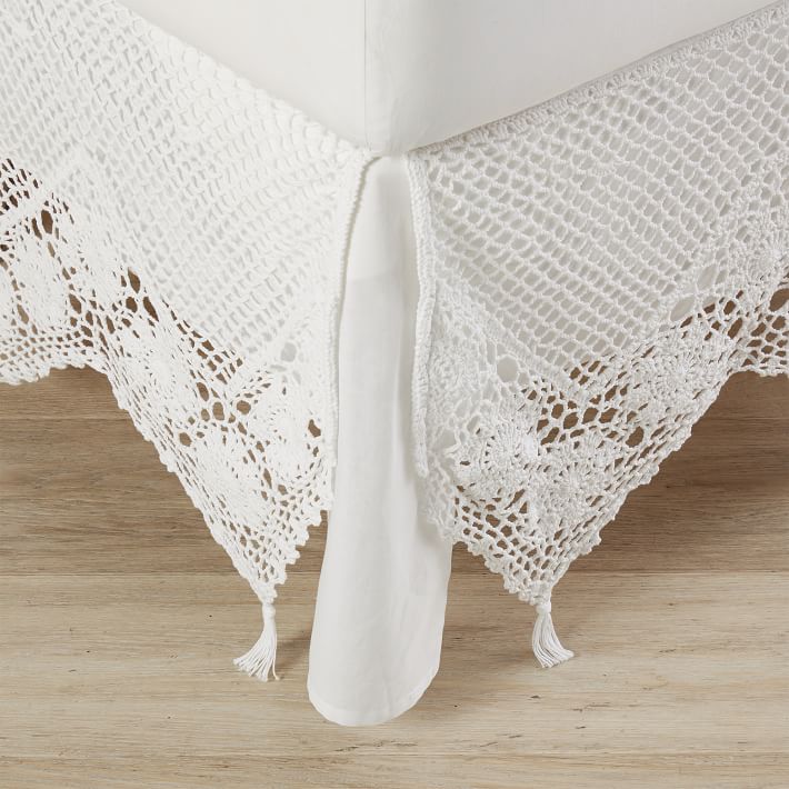 Sweet Crochet Girls' Bed Skirt 