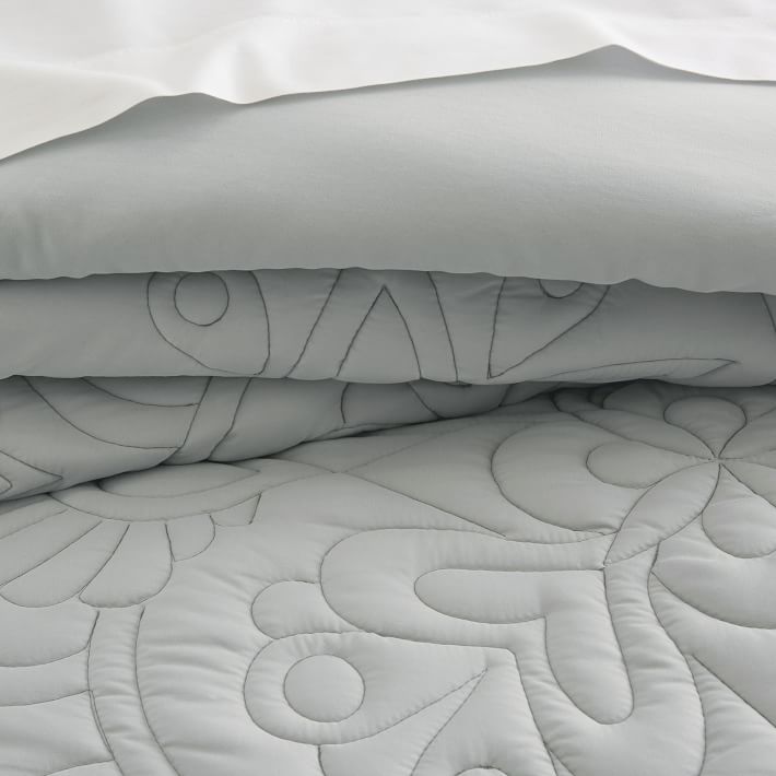 Floral Microfiber Comforter Pottery Barn Teen