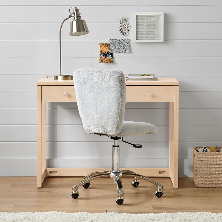 Keaton Classic Desk | Pottery Barn Teen