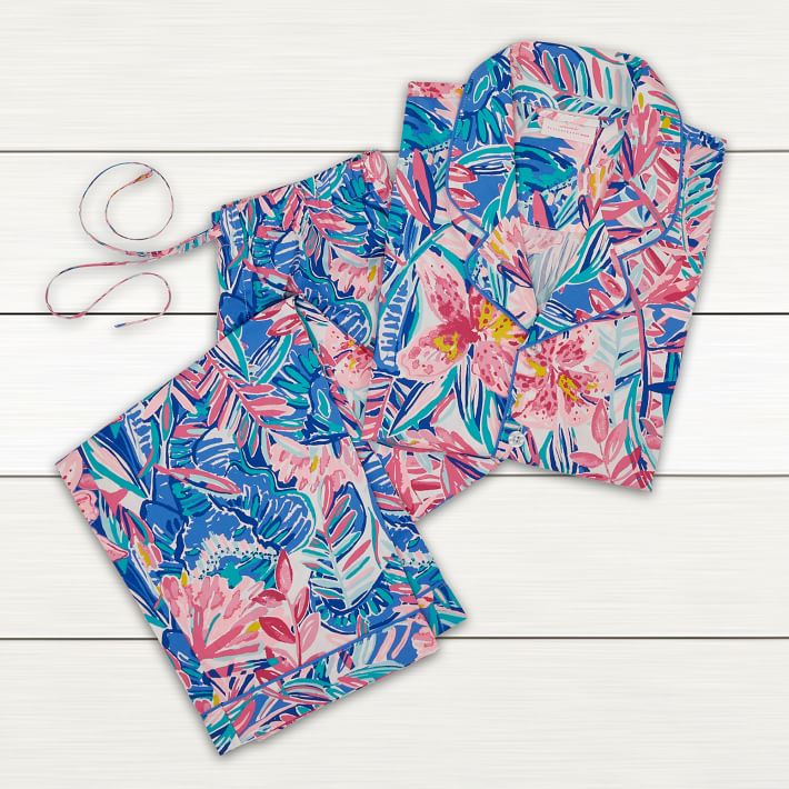 https://assets.ptimgs.com/ptimgs/rk/images/dp/wcm/202330/0008/lilly-pulitzer-slathouse-loose-fit-pajama-set-o.jpg