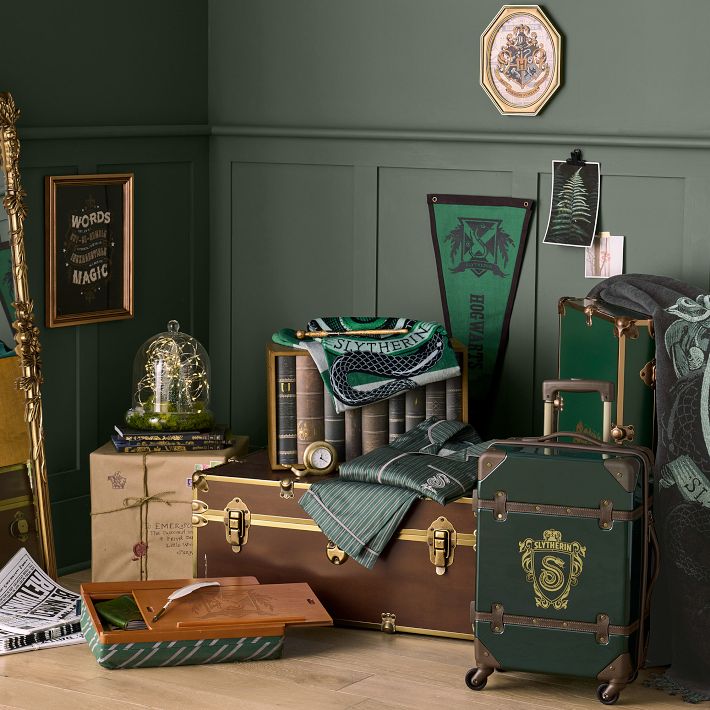 HARRY POTTER™ SLYTHERIN™ Superstorage Lap Desk