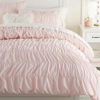 https://assets.ptimgs.com/ptimgs/rk/images/dp/wcm/202341/0004/ruched-organic-duvet-cover-m.jpg