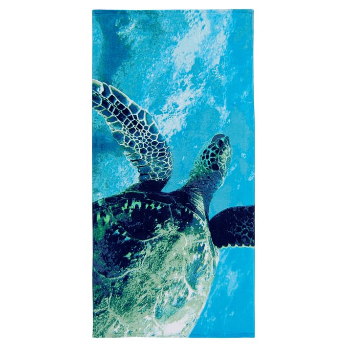 Photoreal Sea Turtle Beach Towel