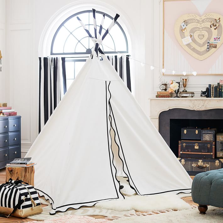 The Emily &amp; Meritt Scallop Teepee