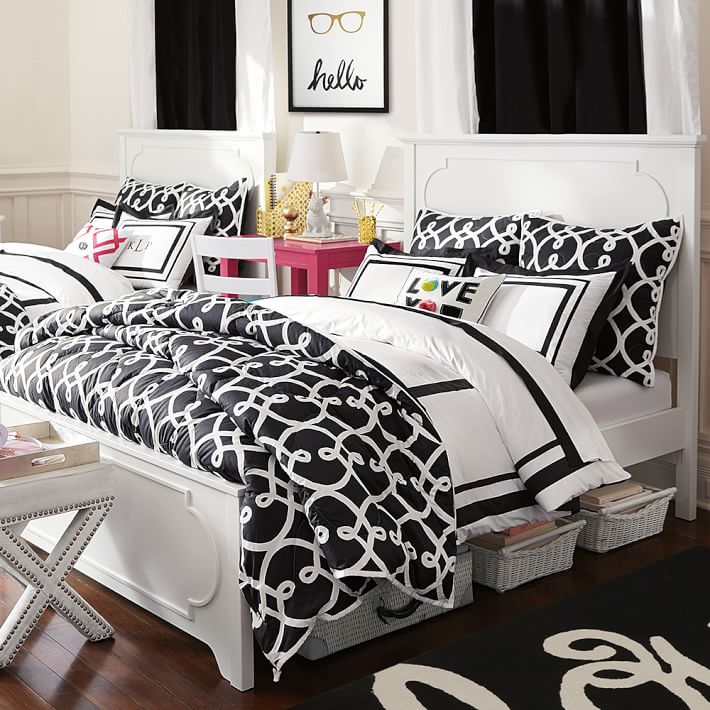 Shelby Classic Bed