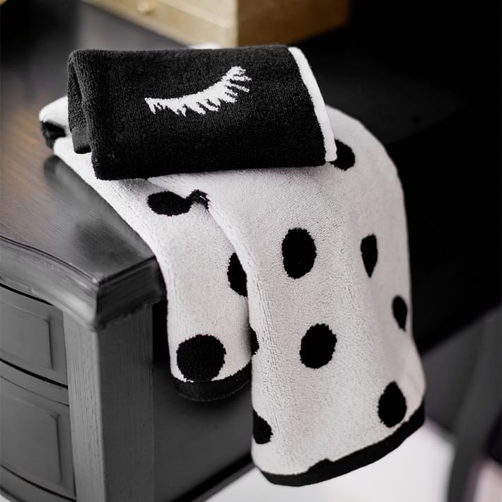 The Emily & Meritt Black and White College Towel Set