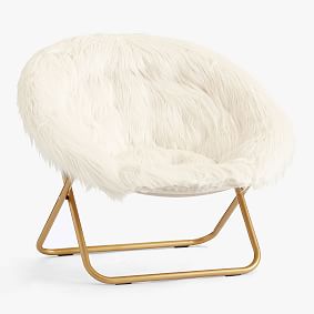 White faux best sale fur chair