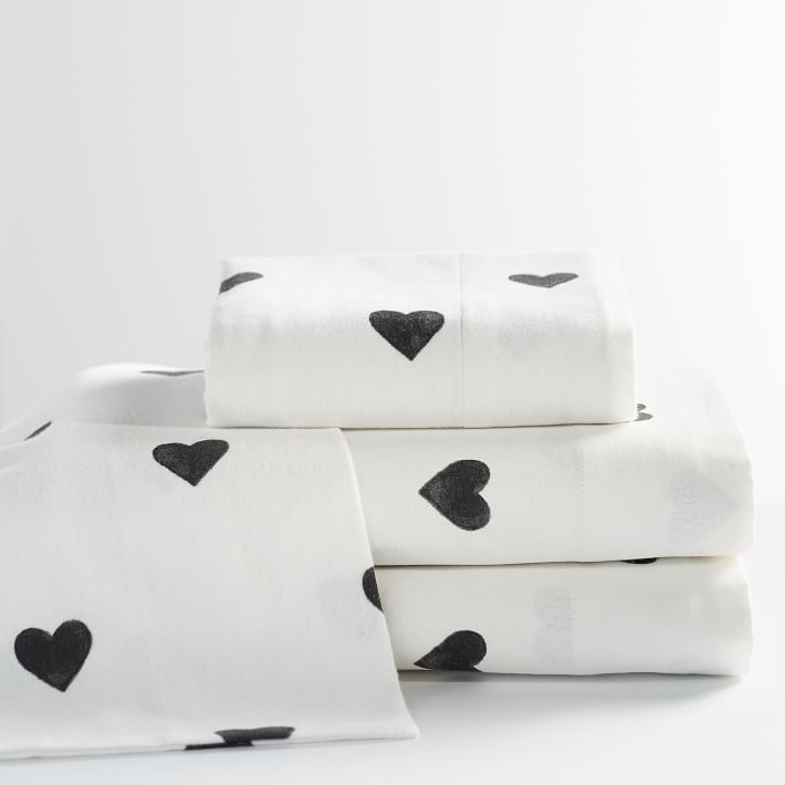 The Emily &amp; Meritt Organic Heart Flannel Sheet Set
