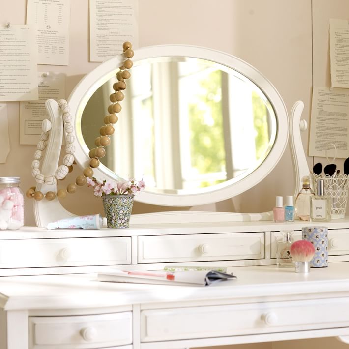 Lilac shop vanity desk