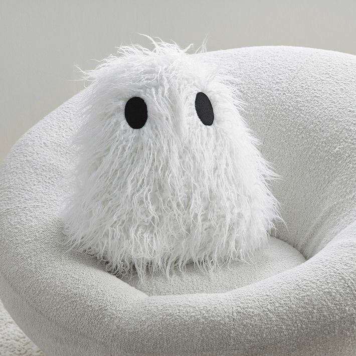 https://assets.ptimgs.com/ptimgs/rk/images/dp/wcm/202346/0053/ghost-pillow-1-o.jpg