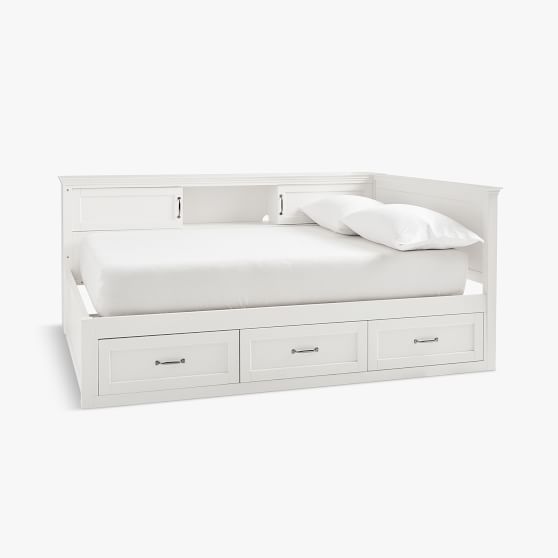 Queen size deals corner bed