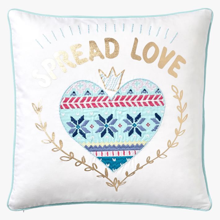 Holiday Spirit Pillow Cover, Spread Love
