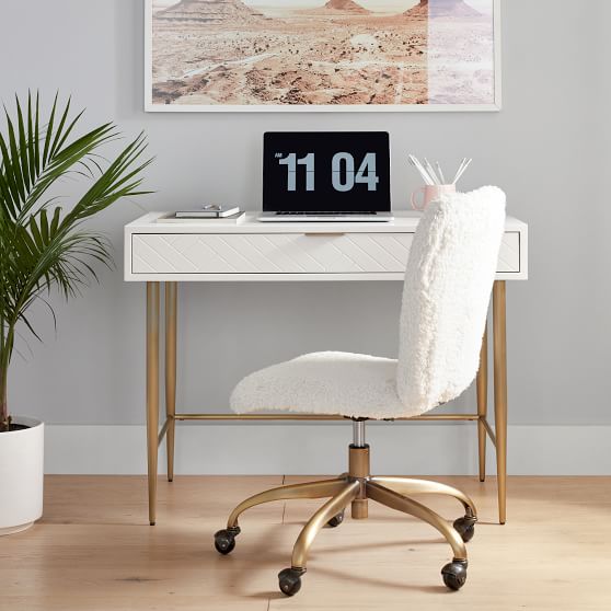 Jennings Small Space Desk | Pottery Barn Teen