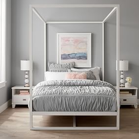 Park Canopy Bed