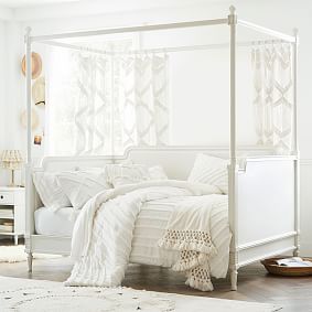 Colette Canopy Daybed