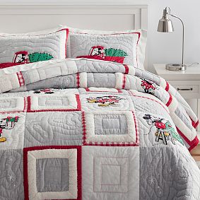 Disney Mickey Mouse Holiday Patchwork Quilt
