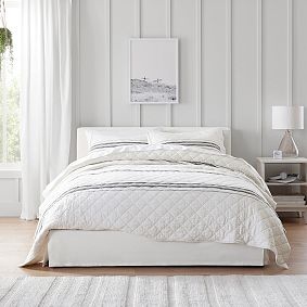 Jamie Slipcovered Classic Bed