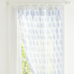 Petite Paisley Sheer Curtain