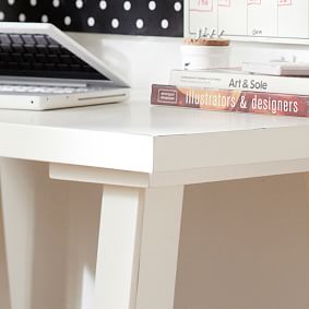 Customize It Simple Desk, Simply White